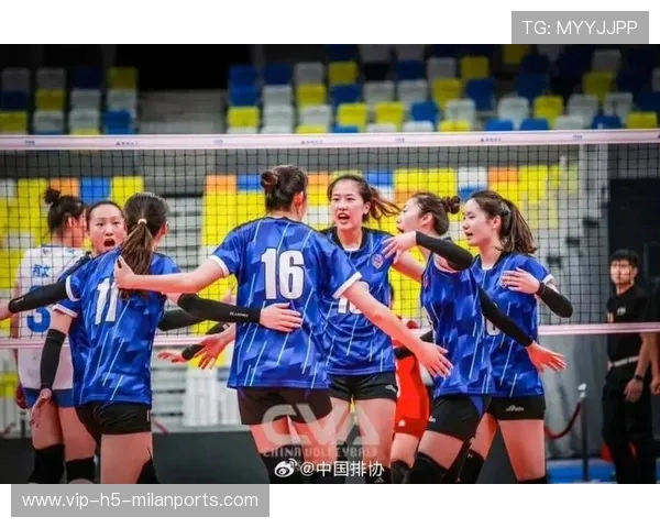 世界女子排球锦标赛中国队再度问鼎，世界女子排球俱乐部锦标赛