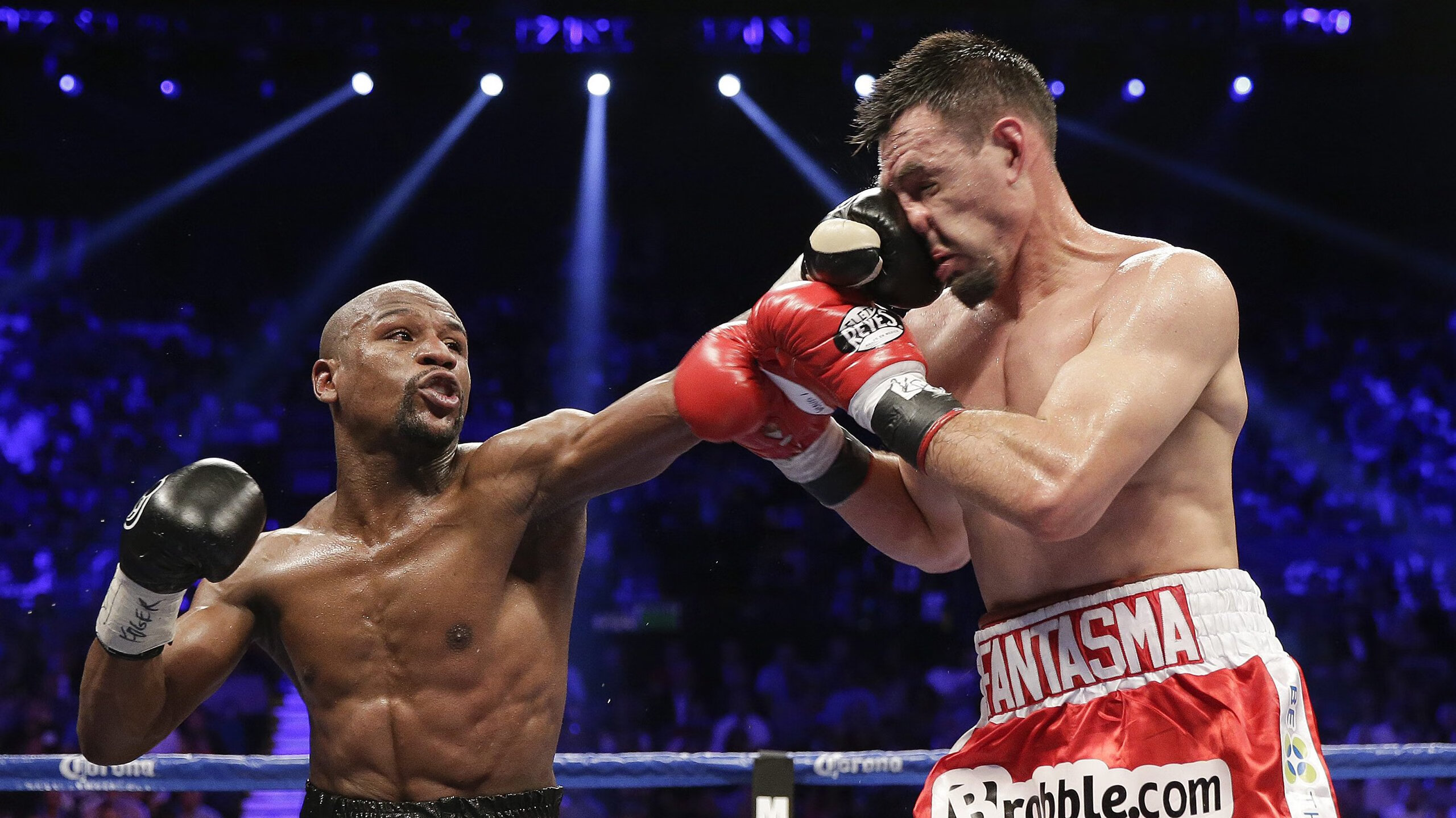 全国越野跑冠军赛贵州山区激情开赛，22日9时,来自全国各地的172名越野跑运动员